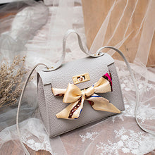 Load image into Gallery viewer, Ladies Vintage European American Jelly flap bag