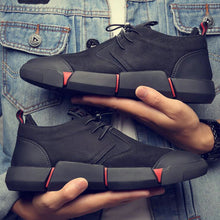 Load image into Gallery viewer, Black Men&#39;s leather casual shoes